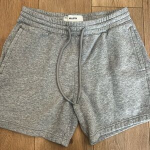 Hollister Men’s Sweatshorts Small